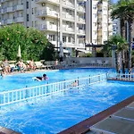 De Paris Hotel 3*