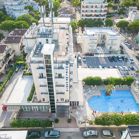 De Paris Отель 3*