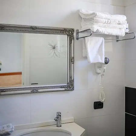 De Paris Отель Лидо-ди-Савио