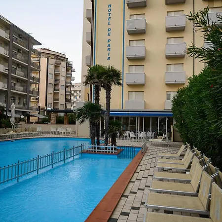 Hotel De Paris 3*